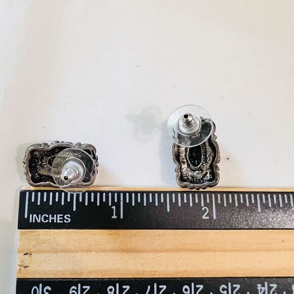 Vintage Earrings Silver Plate Textured Frame Ornate Pierced Rectangular 4572 - Picture 6 of 7